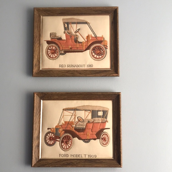 Vintage set of 2 Reo Runabout 1910 & Ford Model T 1909 fabric print wall art - Picture 1 of 16
